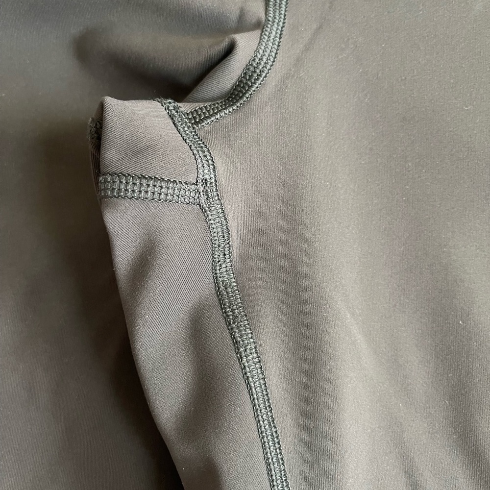 lululemon Find Focus 7/8 tight in deep ivy - Picture 4 of 7